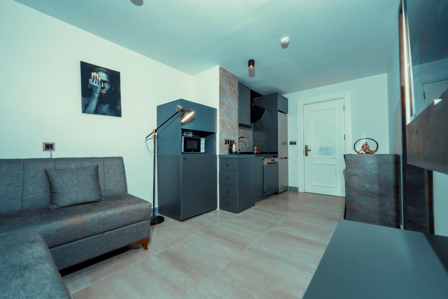 Euronova Hotel & Suites Кемер Екстериор снимка