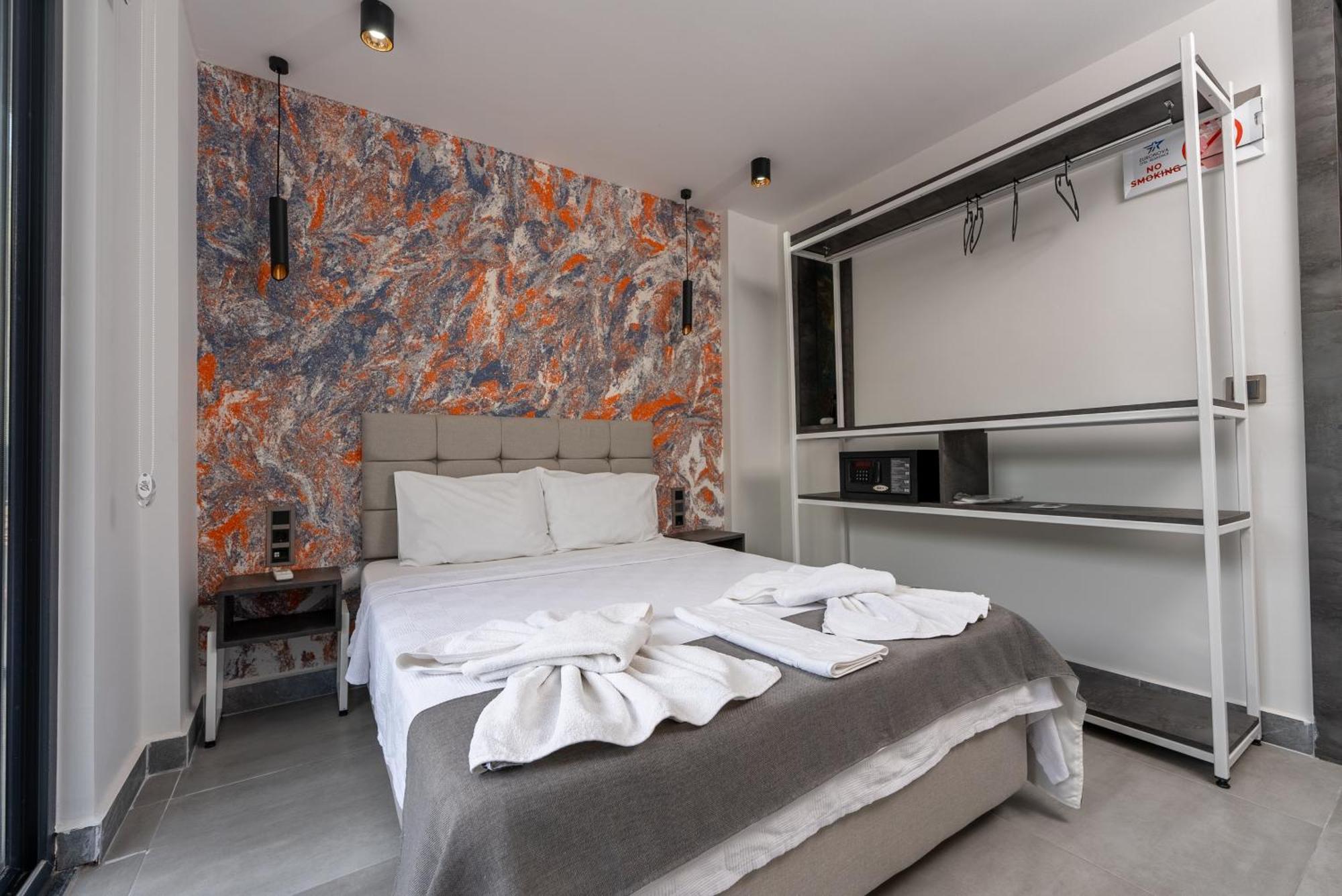 Euronova Hotel & Suites Кемер Екстериор снимка