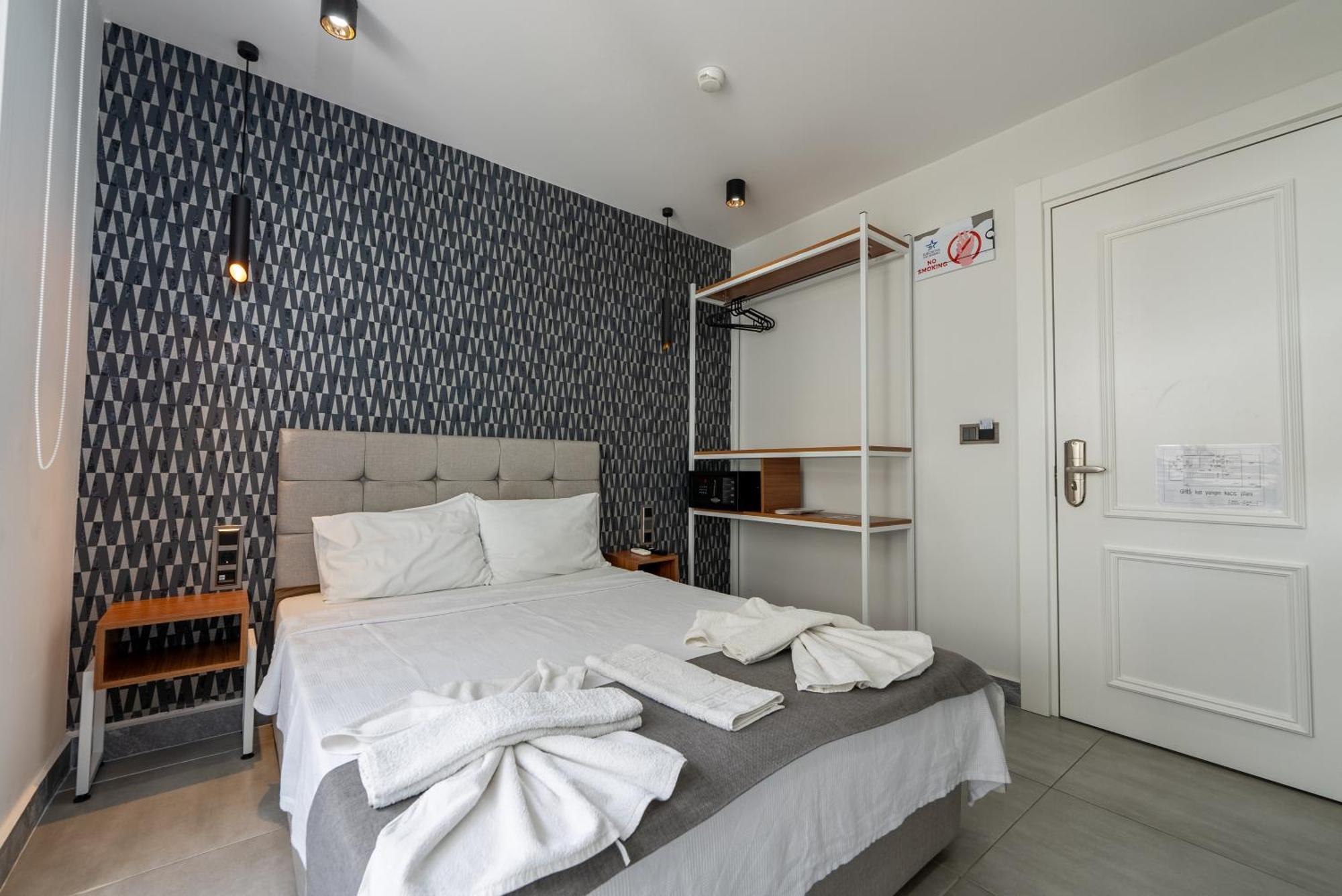 Euronova Hotel & Suites Кемер Екстериор снимка